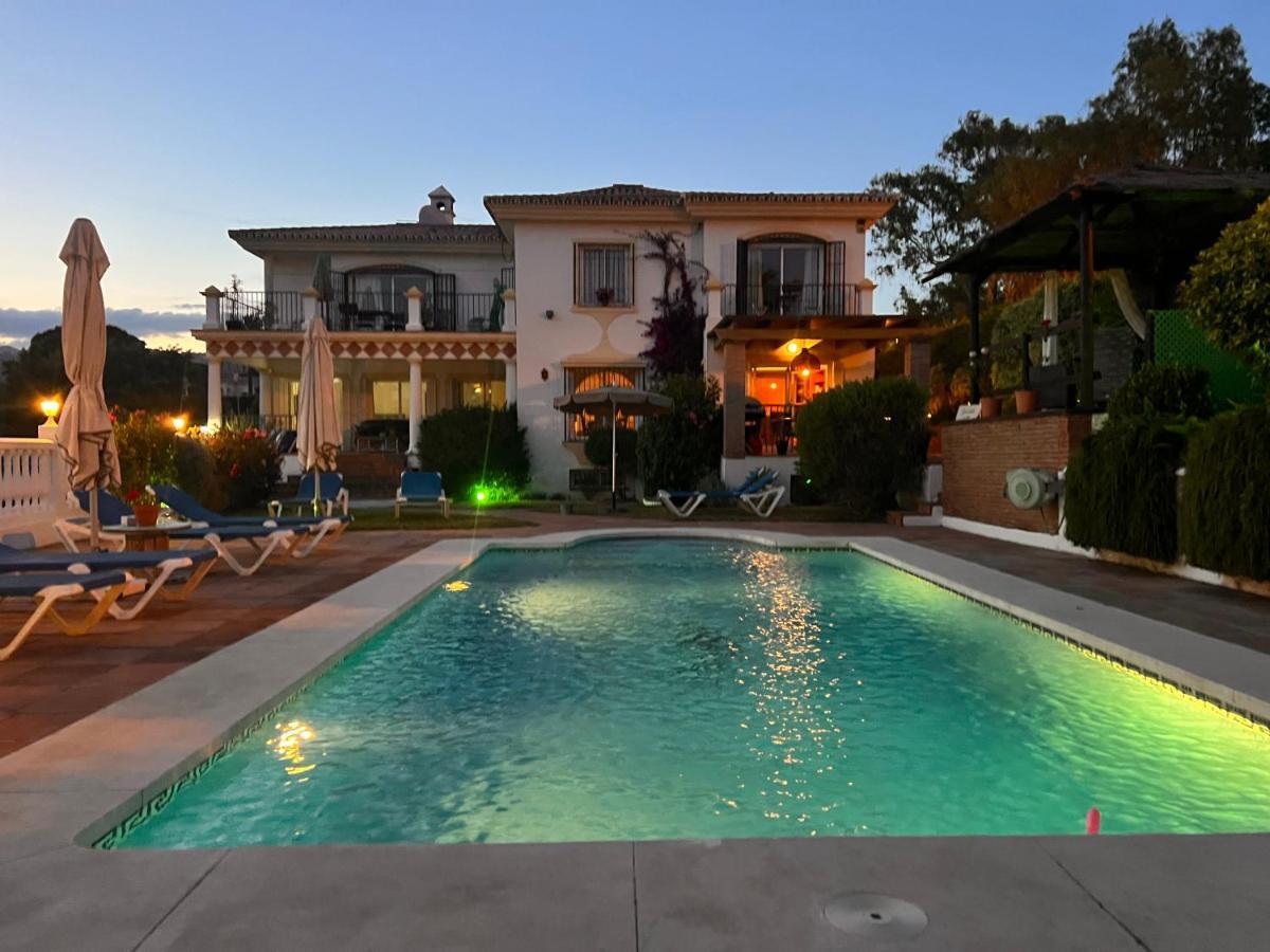 B&B VillaMichieli Marbella Esterno foto