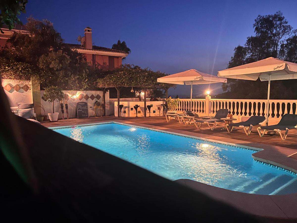 B&B VillaMichieli Marbella Esterno foto